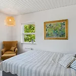 Botwith - 125m From The Sea By Interhome Yderby